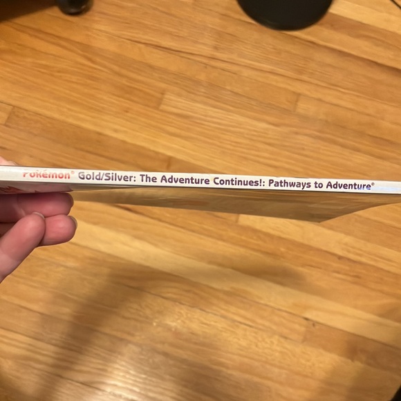 Pokémon Gold/Silver The Adventure Continues Soft cover Book - Picture 3 of 5